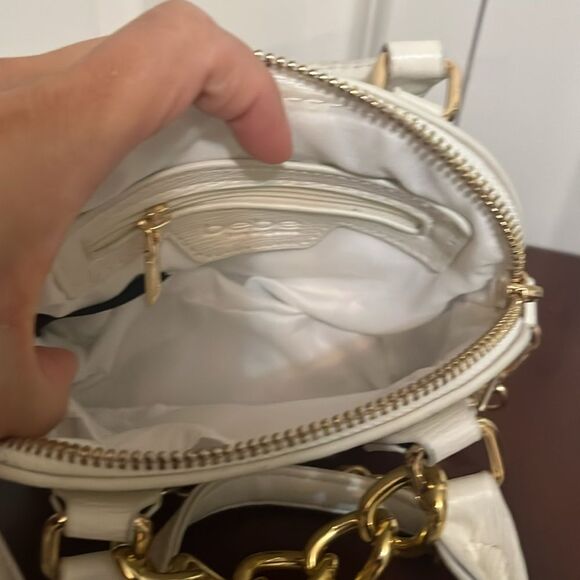 Bebe White Gold Mini TopHandle convertible Crossbody Bag Chain Accents Y2K style - Picture 4 of 8